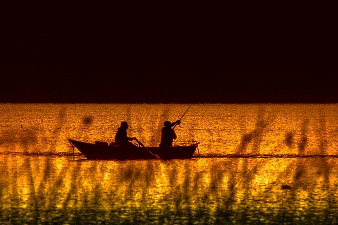 Двое жителей Бурятии получили срок за рыбалку на Селенге