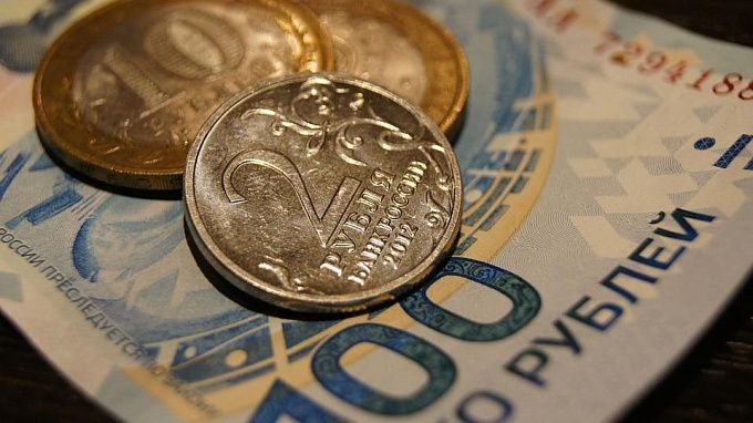 Центробанк снизил ключевую ставку до 14%