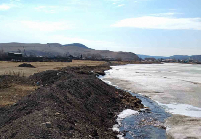 В Бурятии началось расследование по факту загрязнения реки Бичура 