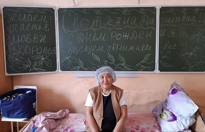 Медсестра из Кижинги отметила юбилей на передовой в борьбе с коронавирус