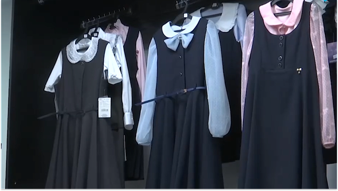 После анонимной жалобы в школе Улан-Удэ пересмотрят требования к форме После анонимной жалобы в школе Улан-Удэ пересмотрят требования к форме