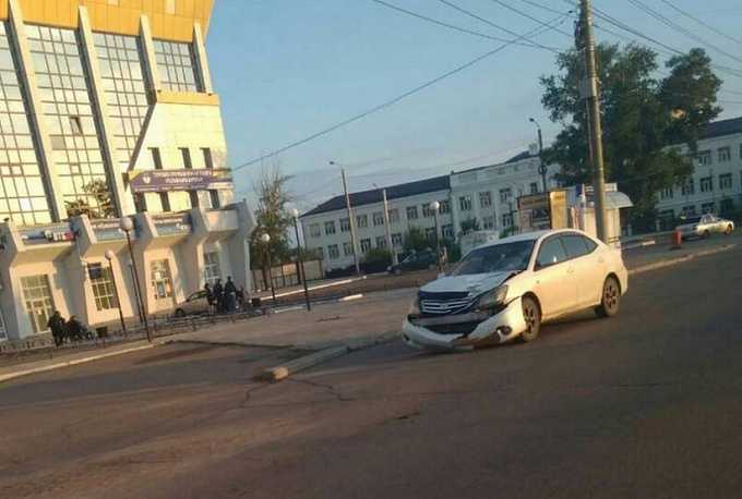 В Улан-Удэ под колеса авто попали два пешехода