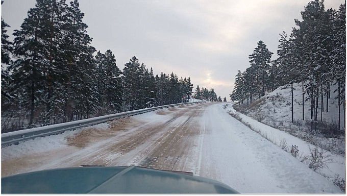 Четырёхкилометровая пробка из фур выстроилась на перевале в Буряти