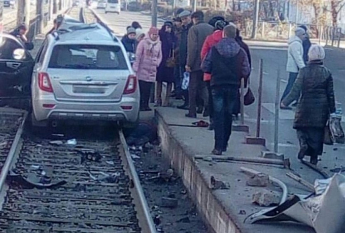 Еще одна женщина пострадала при наезде на остановку в Улан-Удэ