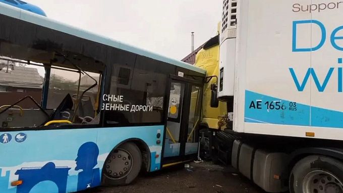 Следователи заинтересовались ДТП с автобусом и грузовиком в Улан-Удэ