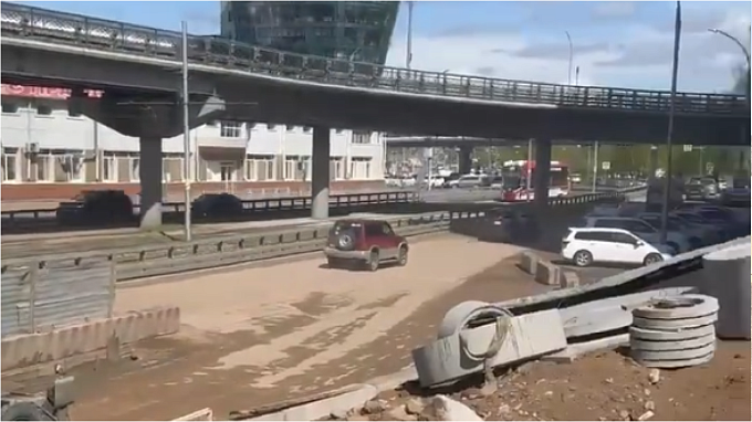 Полосу движения сменили в центре Улан-Удэ