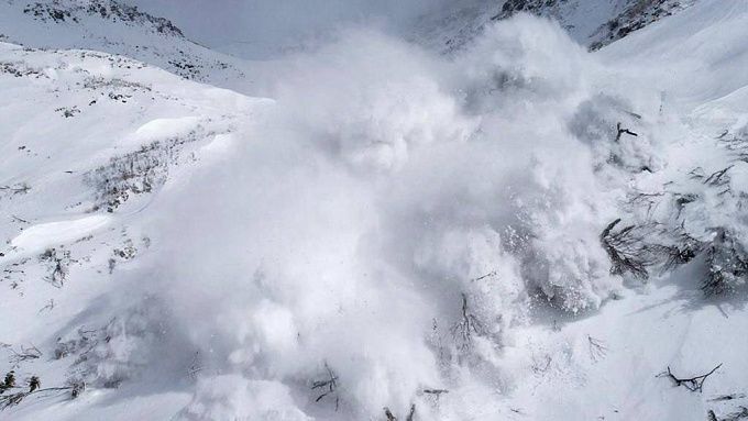 Сход снежных лавин прогнозируют в Бурятии
