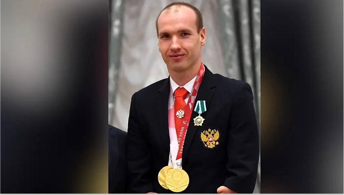  Паралимпийский чемпион из Бурятии стал отцом в свой день рождения 
