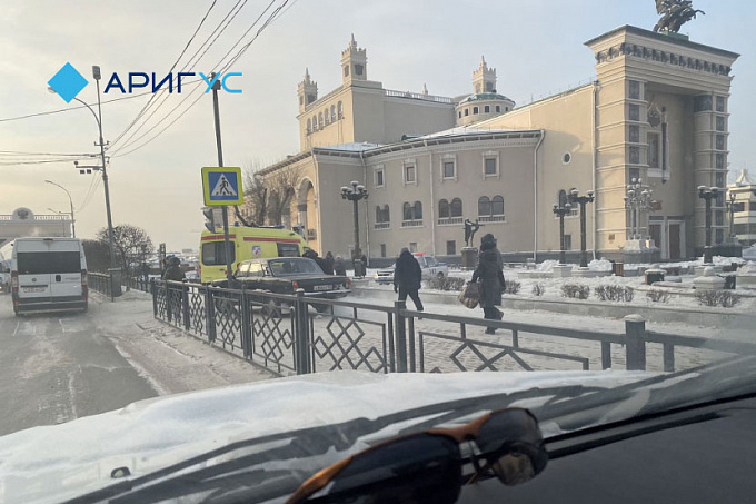 Пешехода сбили в центре Улан-Удэ