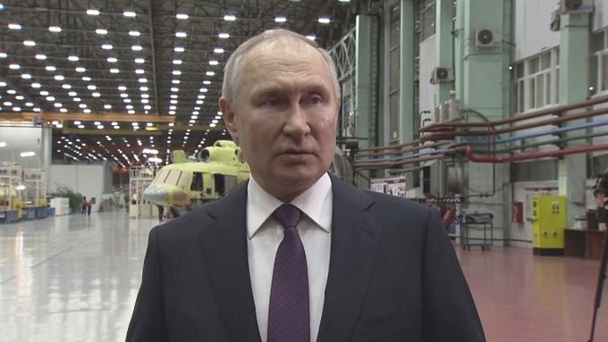 Путин осмотрел Улан-Удэнский авиазавод