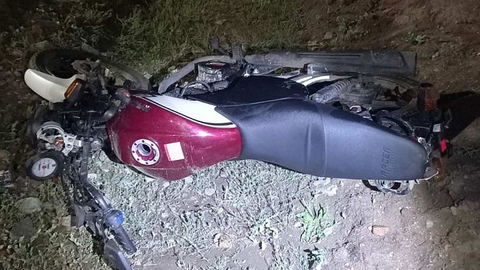 В Бурятии мотоциклист влетел в бордюр и перевернулся