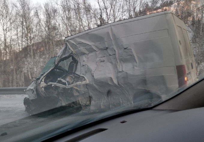 В ДТП на трассе в Бурятии пострадал водитель (ФОТО) 