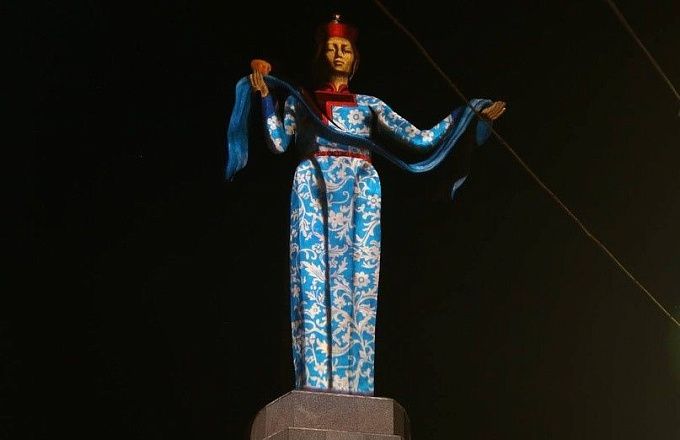 «Наряды» скульптуры из Улан-Удэ выиграли номинацию престижной премии