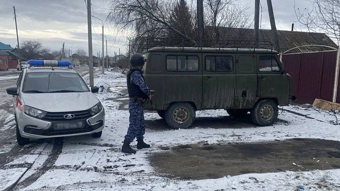 В Бурятии воришку с добычей остановил двухметровый забор 