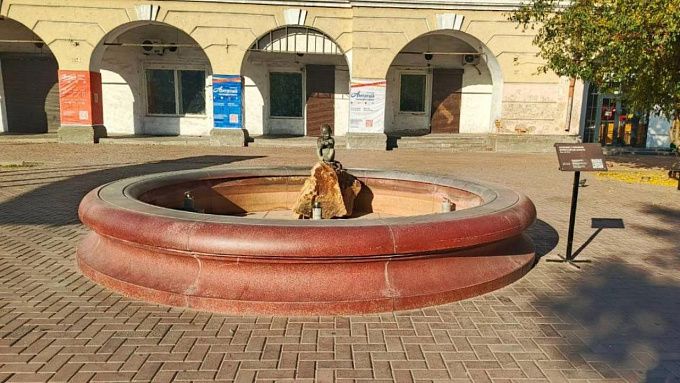 Фонтаны готовят к зимовке в Улан-Удэ