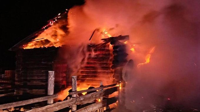 Тело мужчины нашли на пожаре в районе Бурятии