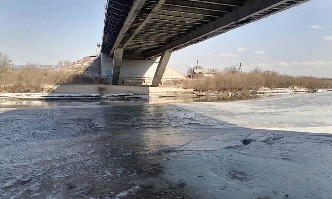 В Улан-Удэ блокируют выезды на реки