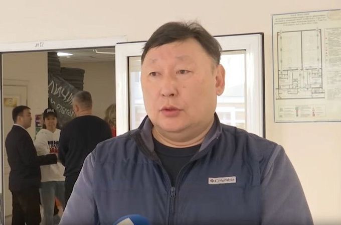 В Улан-Удэ разгорается скандал вокруг экс-депутата и директора школы