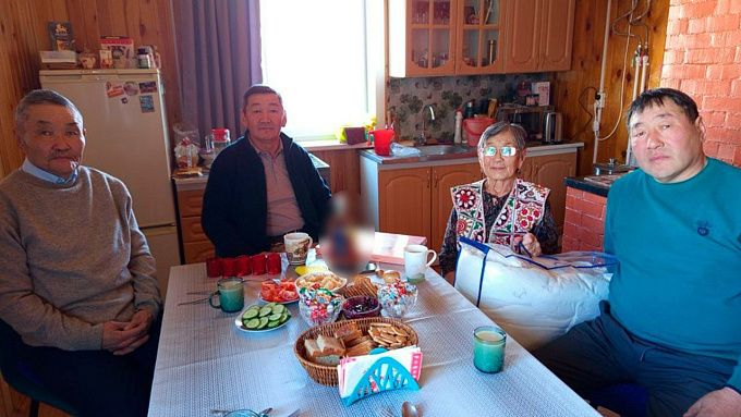 Мать-героиня из Бурятии отметила 85-й день рождения