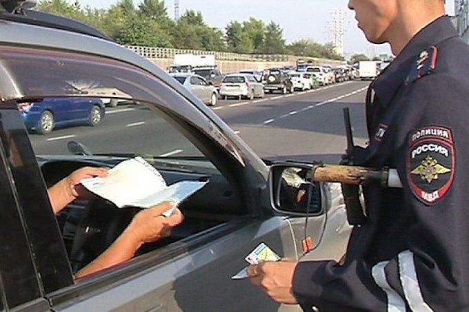 Всего 5% автомобилистов Бурятии признались, что купили водительские права