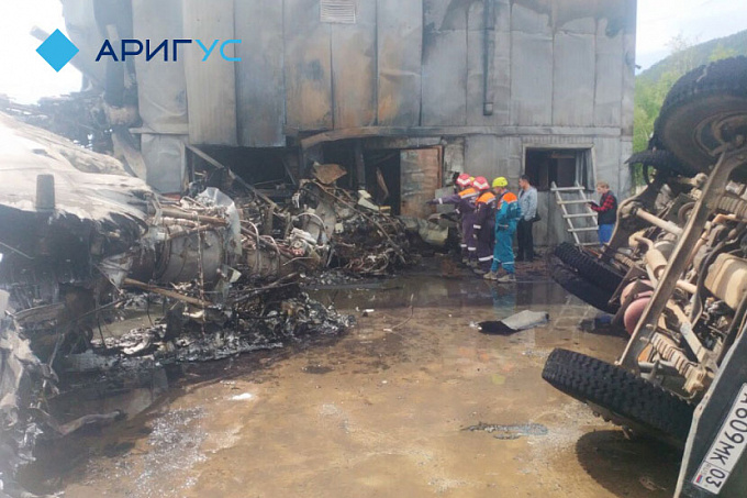 В Нижнеангарске в Бурятии, где сгорел самолет, ввели режим ЧС