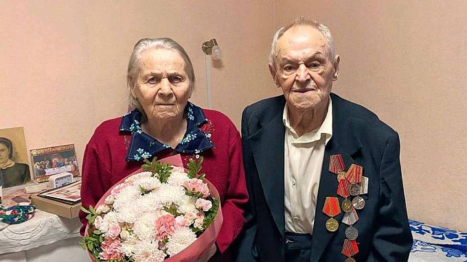 Супруги из Бурятии отметили платиновую свадьбу