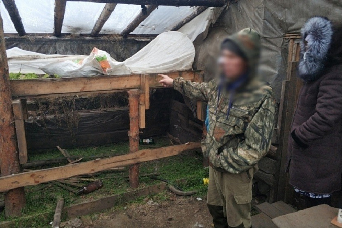В Бурятии мужчина хранил на работе 8 килограммов марихуаны