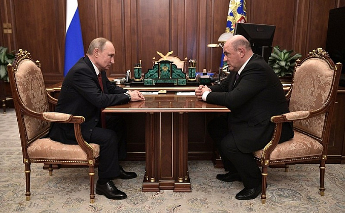 Путин внес кандидатуру главы ФНС на должность премьер-министра