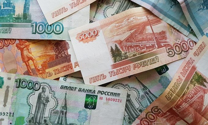 В Улан-Удэ директор турфирмы присвоила почти миллион рублей