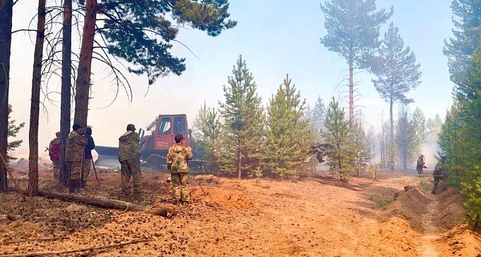 В Бурятии тушат 45 тысяч гектаров тайги