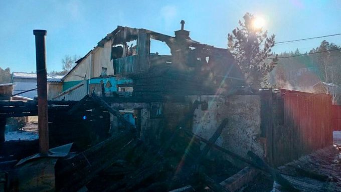 Многодетная семья участника СВО из Улан-Удэ осталась без крова после пожара