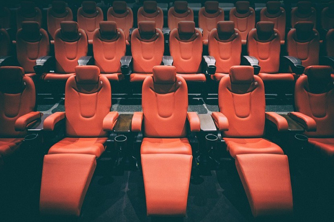 В Бурятии снова сократили заполняемость театров и кинотеатров