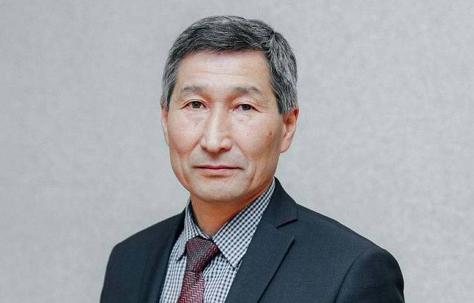 В Улан-Удэ чиновника районной администрации призвали на СВО
