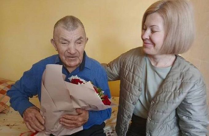 В день рождения Бурятии поздравили ее ровесника - 101-летнего ветерана