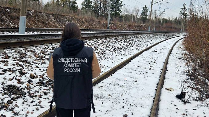 Женщину насмерть сбил грузовой поезд в Иркутской области