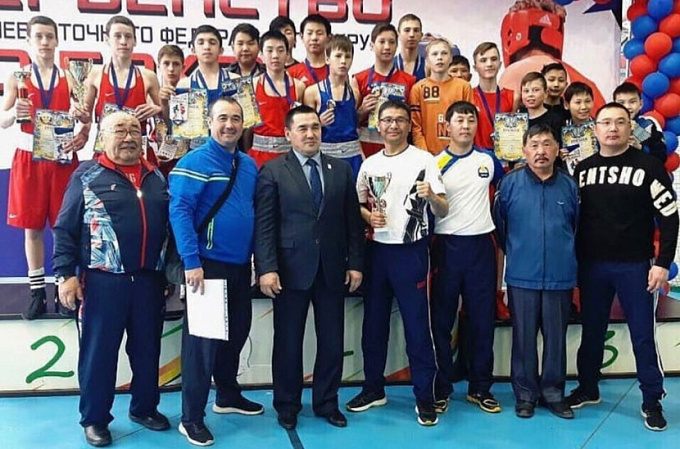 Юные боксеры из Бурятии завоевали 12 медалей на первенстве ДФО