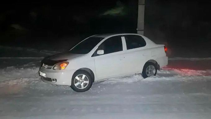 В Бурятии водитель сбил школьницу, пытаясь объехать собаку