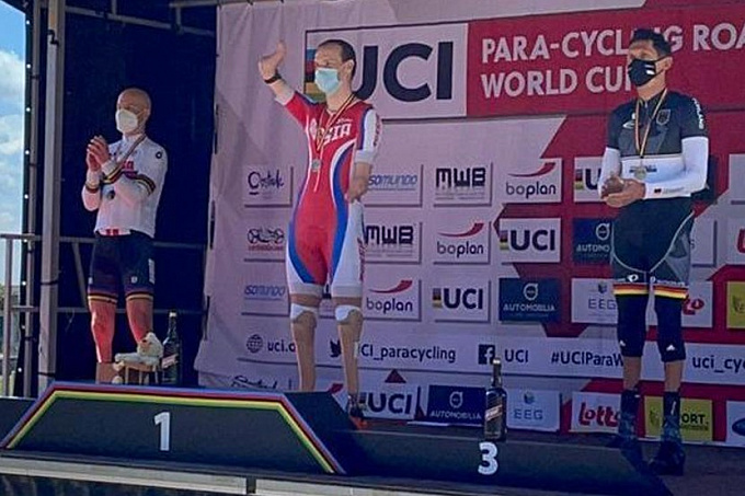 Спортсмен из Бурятии завоевал золото Кубка мира по паравелоспорту
