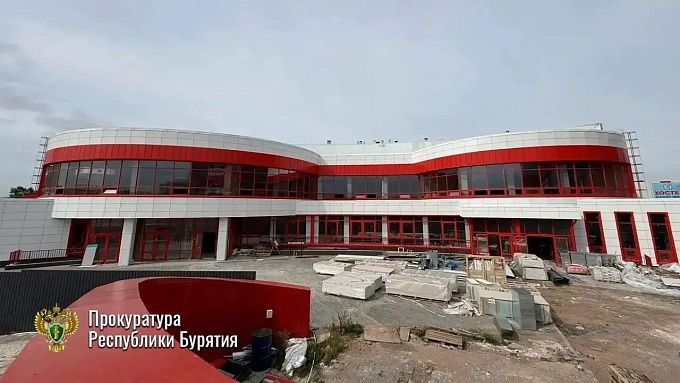 Хоккейный центр в Улан-Удэ реконструировали с нарушениями