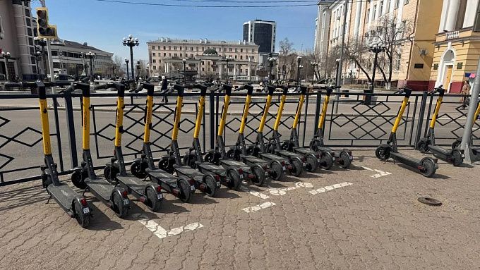 Кататься на электросамокатах в парках и скверах запретили в Улан-Удэ 