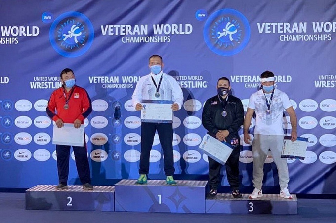 Бурятский борец-ветеран завоевал золото чемпионата мира