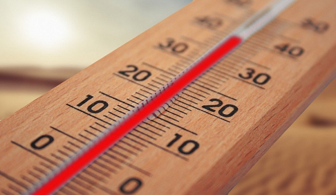 Специалисты рекомендуют сокращать рабочий день из-за жары