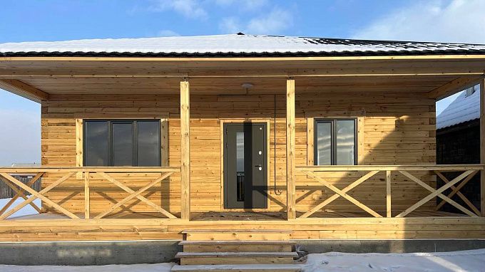 Фермер построил дом для своего работника в районе Бурятии  