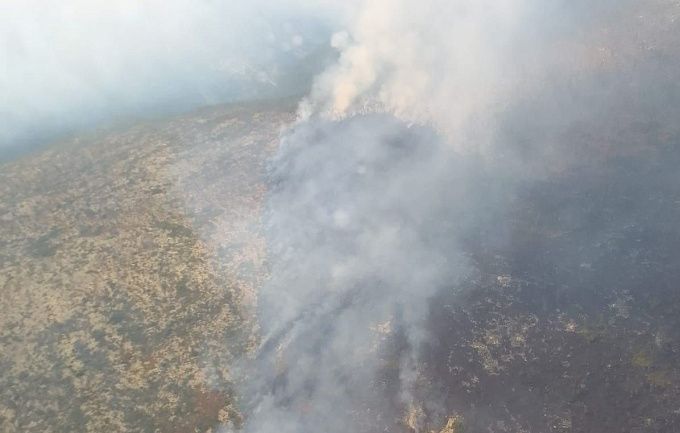В Бурятии продолжают тушить сложный лесной пожар