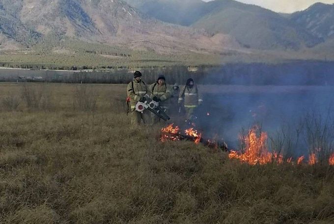 В Бурятии за сутки вспыхнули три пожара