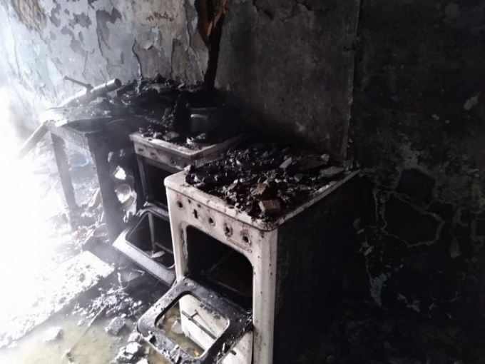 В Улан-Удэ на пожаре спасли семь человек