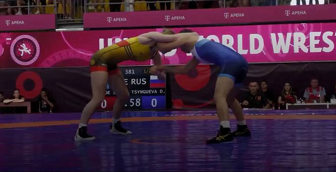 Бурятская спортсменка вышла в финал первенства Европы по борьбе