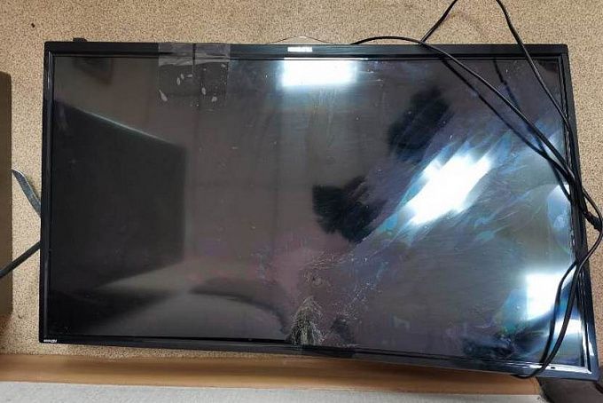 Житель Бурятии вспылил и разбил чужой телевизор