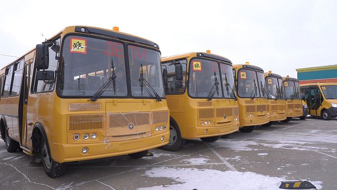В районе Бурятии организовали подвоз школьников под контролем приставов