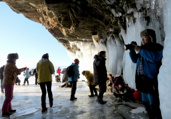 Поток туристов на Байкал хотят ограничить